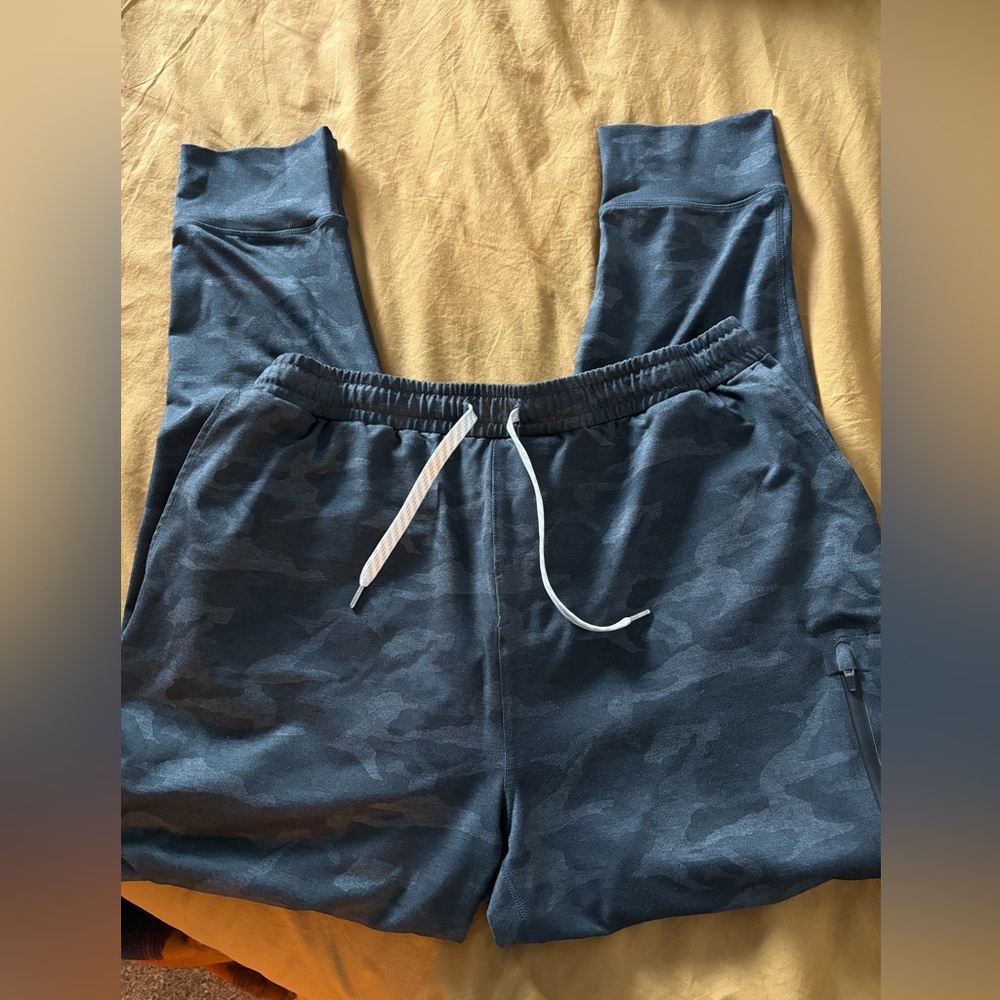 Mens XL Vuori Sunday Performance Joggers